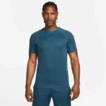 Nike AcademyMen's Dri-FIT Short-Sleeve Football Top