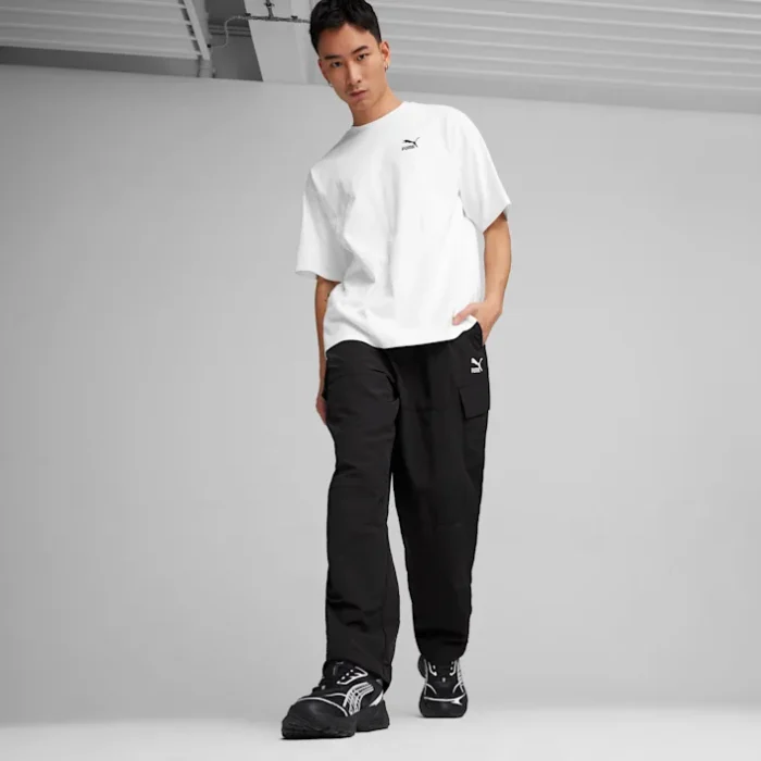 CLASSICS Men's Cargo Pants - Image 4