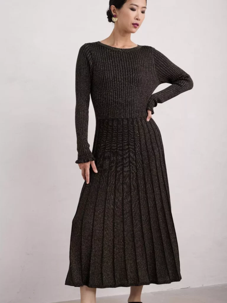 SE-DR-0020 (4) sea salt-Glass Stem Onyx Dress - Image 1
