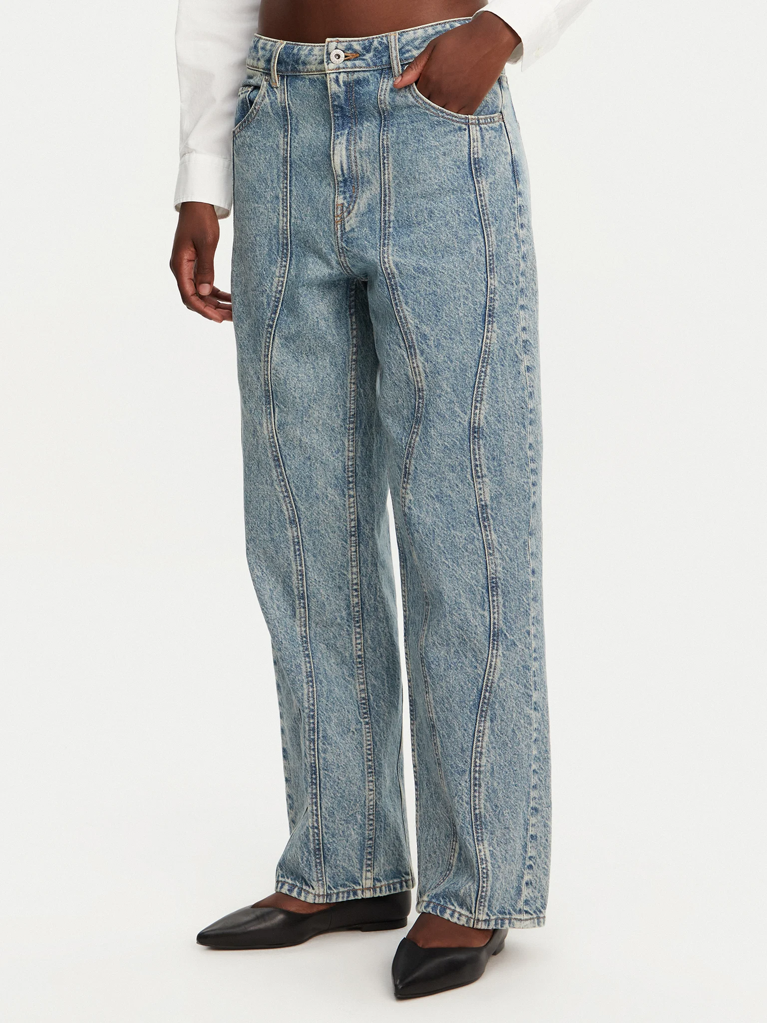 HU-PA-1290 (2) HUGO Leni Jeans 50531726 Blue Loose Fit - Image 1