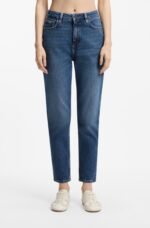 Mom jeans in medium-blue stretch denim