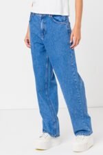 High-waisted straight jeans - Image 2