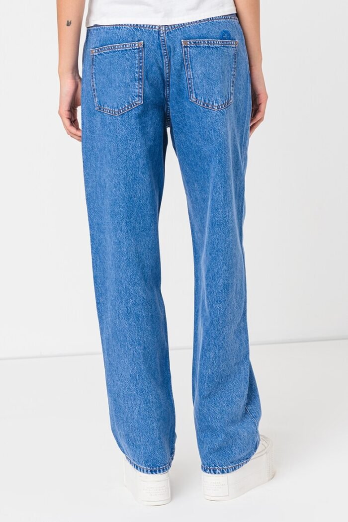 High-waisted straight jeans - Image 3