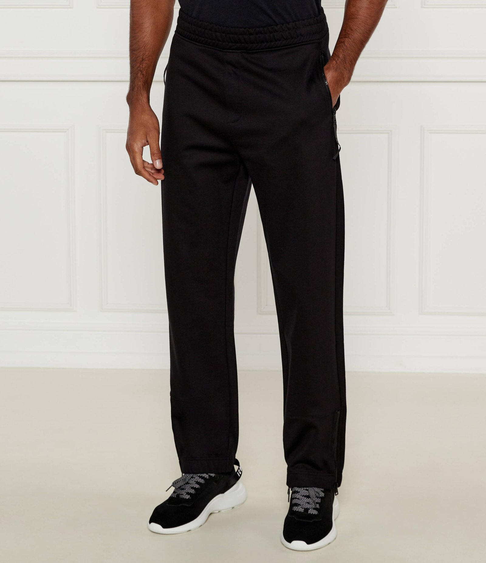 HU-PA-1460 (3) Sweatpants Detechtros Regular Fit - Image 1