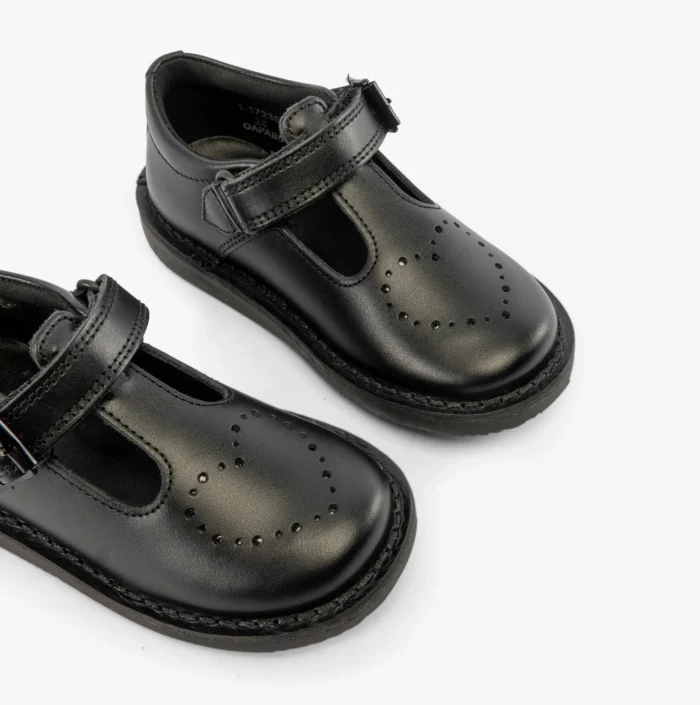 Kickers 117236 KOPI HEART T BAR Infant Girls School Shoes Black - Image 2