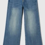 Medium wash mid rise loose fit vid ‘Bobbi” jeans True Religion