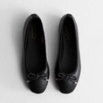 Black Leather-Look Ballerina Pumps