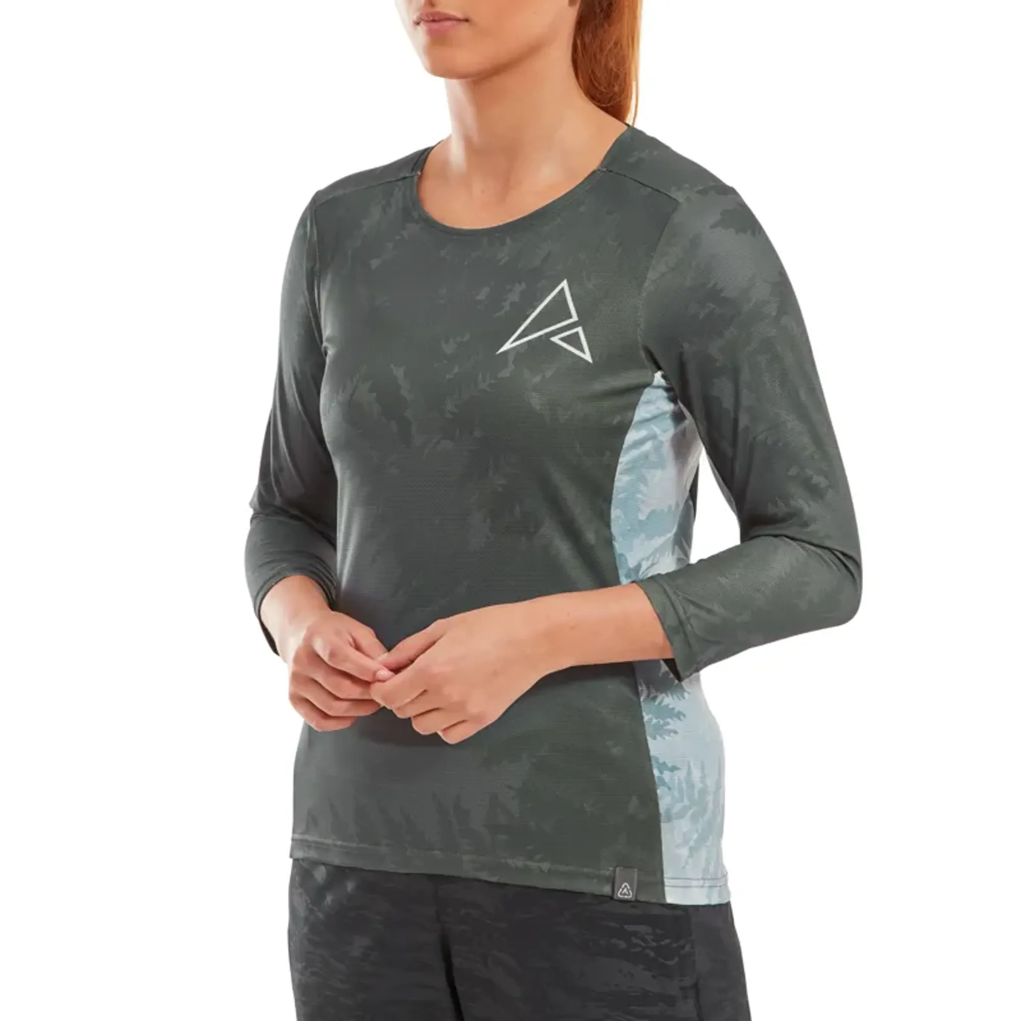 AL-T--2672 Altura Kielder Lightweight Women's 3/4 Sleeve Jersey in Carbon - Image 1