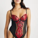 THE HERO NON PADDED - Body - black/red